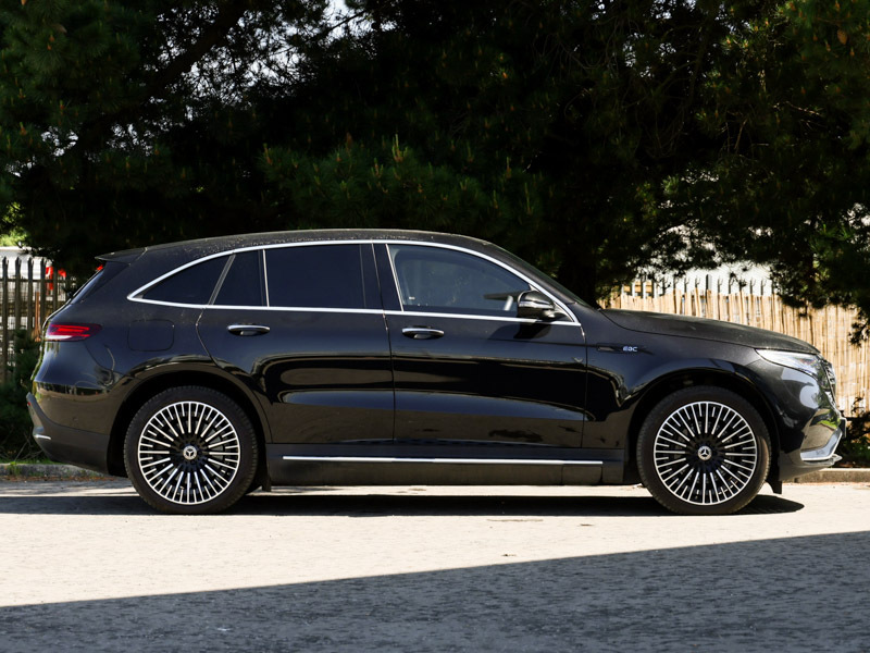 Mercedes-Benz EQC Eqc 400 300Kw Amg Line Premium 80Kwh Black #4