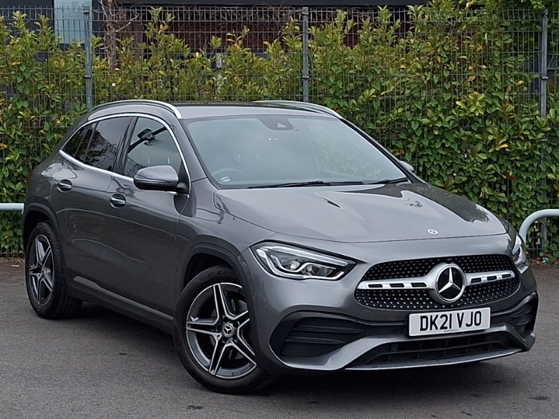Mercedes-Benz GLA Class Gla 180 Amg Line Executive Grey