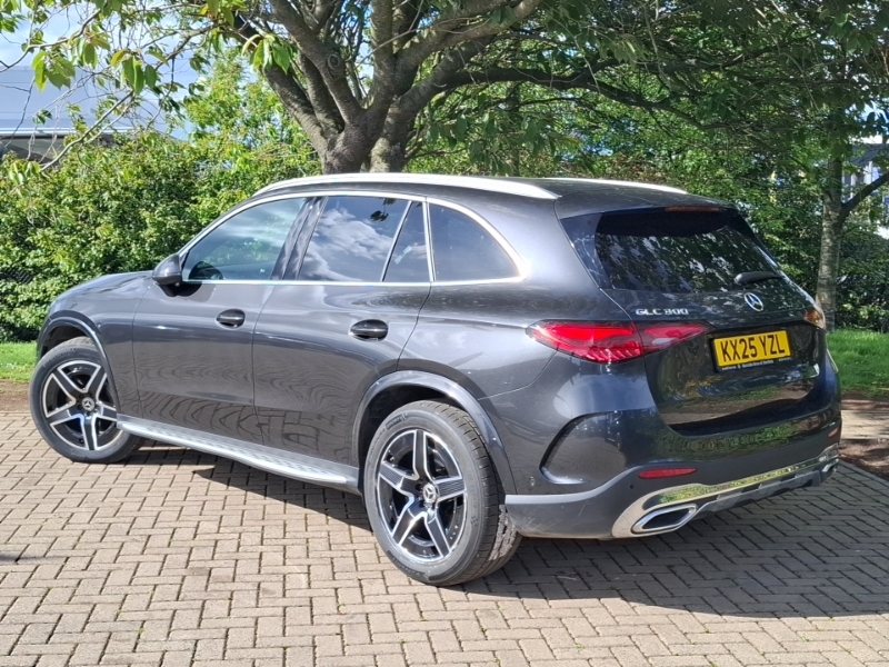 Mercedes-Benz GLC Class Glc 300 4Matic Amg Line 9G-tronic KX25YZL Grey #2