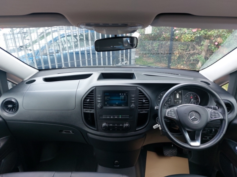 Mercedes-Benz Vito 114 Cdi Pro 9-Seater 9G-tronic Black #3