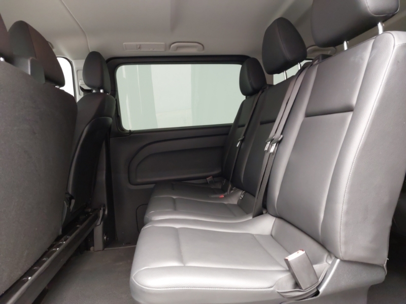 Mercedes-Benz Vito 114 Cdi Pro 9-Seater 9G-tronic KN24YXH Black #6