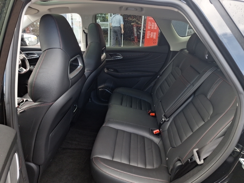 MG HS 1.5 T-gdi Exclusive YG23KFY Black #6