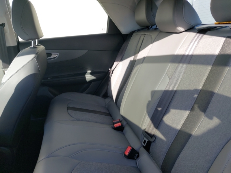 MG MG4 170Kw Premium Long Range 64Kwh Black #6