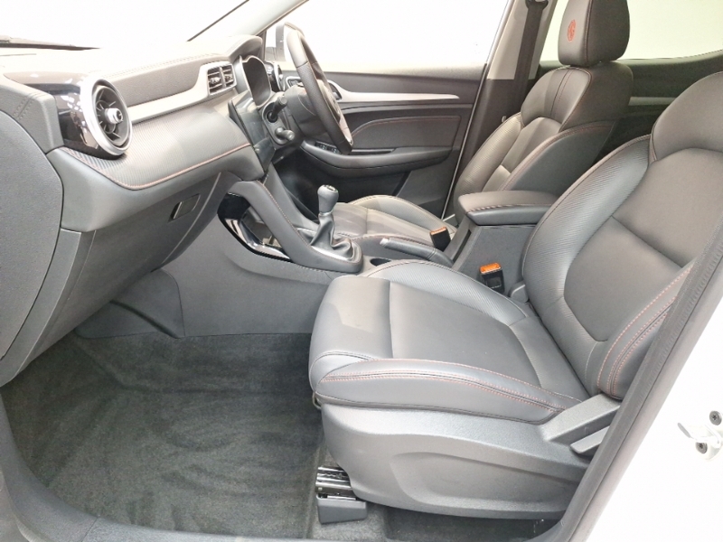 MG ZS 1.5 Vti-tech Exclusive NG24BFM White #5