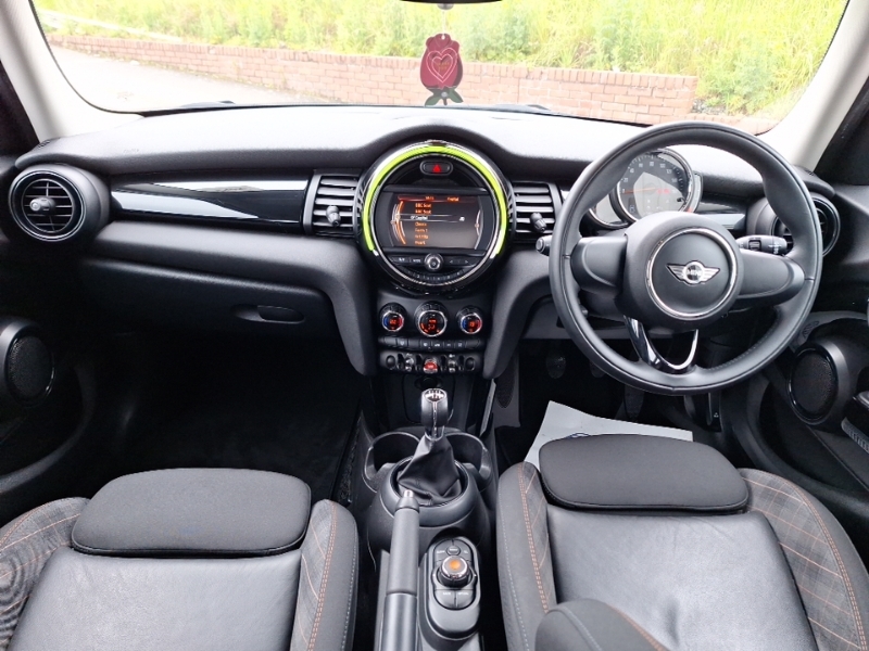 Mini Hatch 1.5 Cooper Seven PE67KMG Black #3
