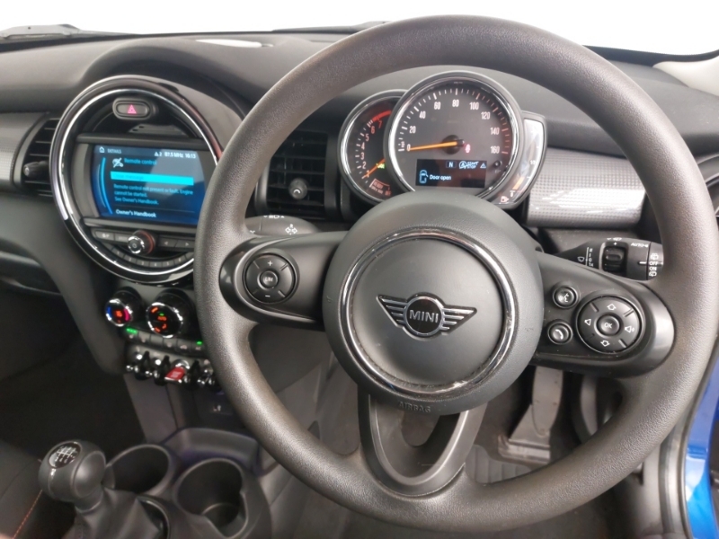 Mini Hatch 1.5 Cooper Classic II Blue #5