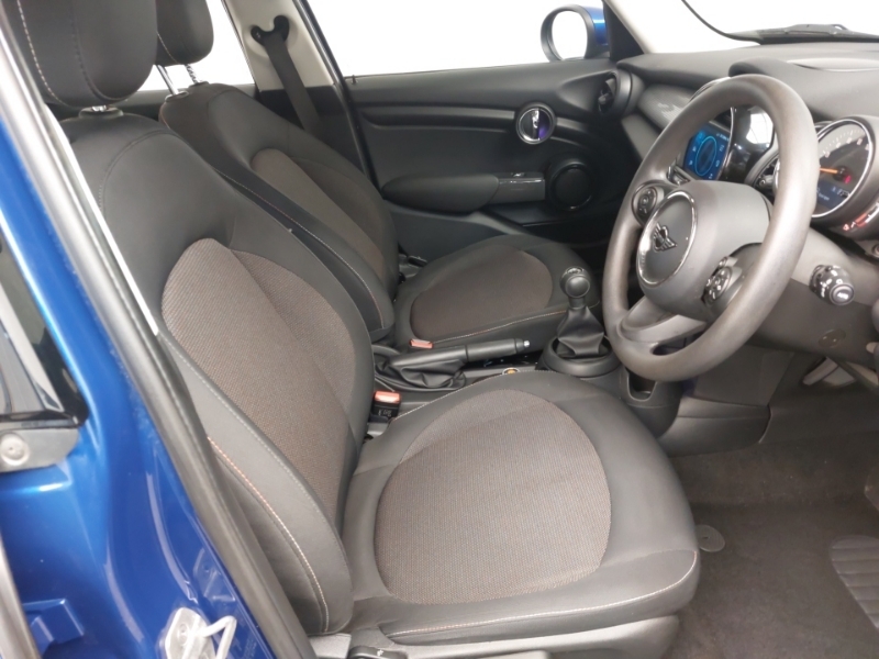 Mini Hatch 1.5 Cooper Classic II Blue #6