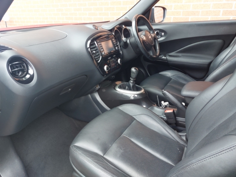 Nissan Juke 1.2 Dig-t Tekna SL67WOH Red #5