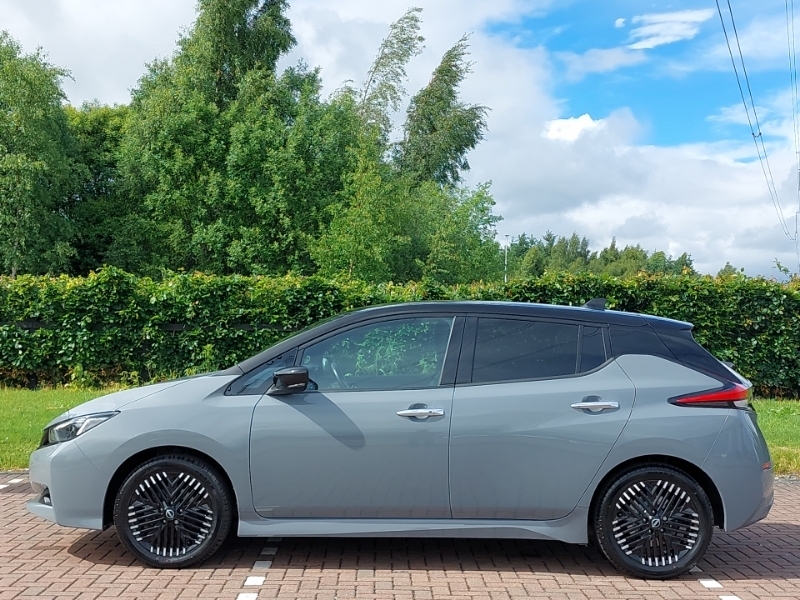 Nissan Leaf 110Kw N-connecta 39Kwh Grey #4
