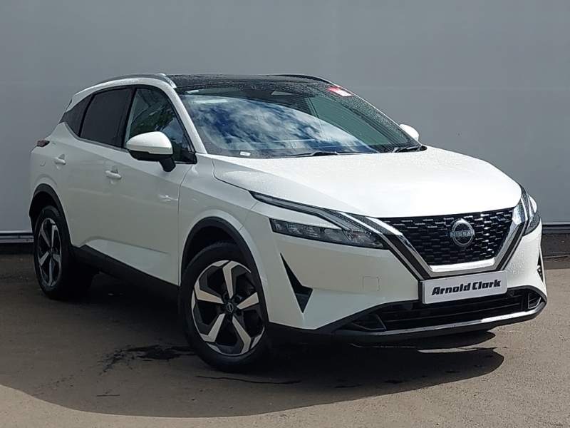 Nissan Qashqai 1.3 Dig-t Mh N-connecta Glass Roof White