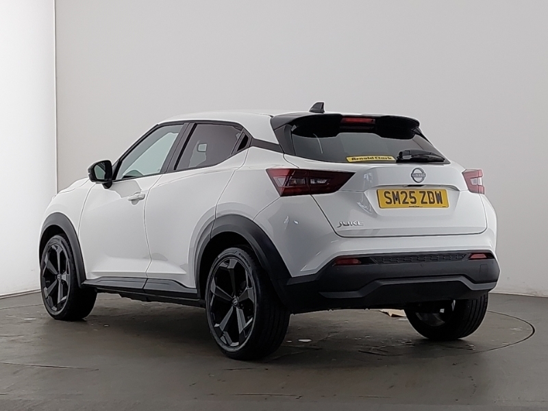 Nissan Juke 1.0 Dig-t Tekna SM25ZDW White #2