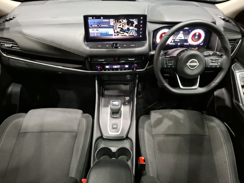 Nissan Qashqai 1.3 Dig-t Mh 158 N-connecta Xtronic DP73NNF Black #3