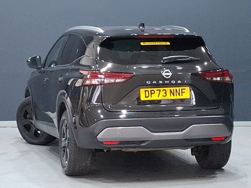 Nissan Qashqai 1.3 Dig-t Mh 158 N-connecta Xtronic DP73NNF Black #2