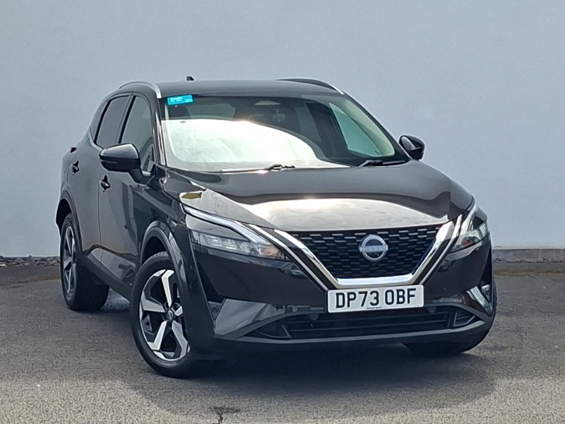 Nissan Qashqai 1.3 Dig-t Mh 158 N-connecta Xtronic Black