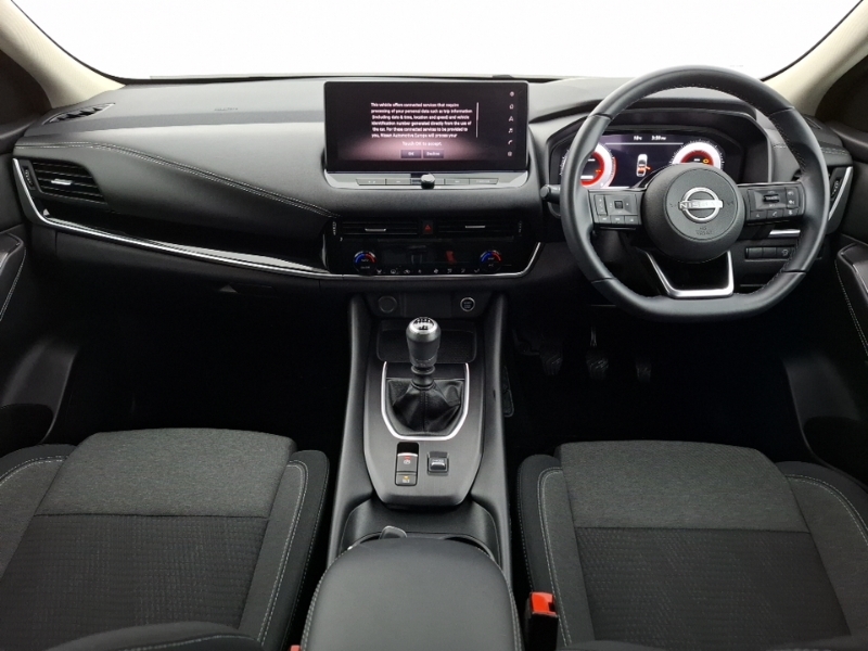 Nissan Qashqai 1.3 Dig-t Mh N-connecta MJ23NFA White #3
