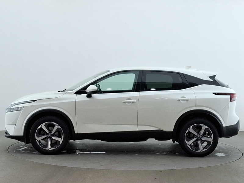 Nissan Qashqai 1.3 Dig-t Mh N-connecta MJ23NFA White #4