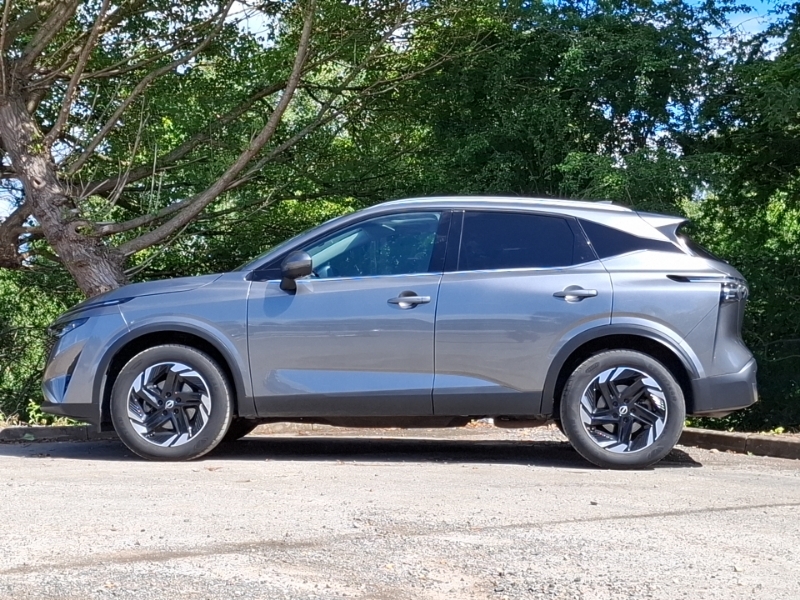 Nissan Qashqai 1.3 Dig-t Mh N-connecta Glass Roof SM25XPX Grey #4