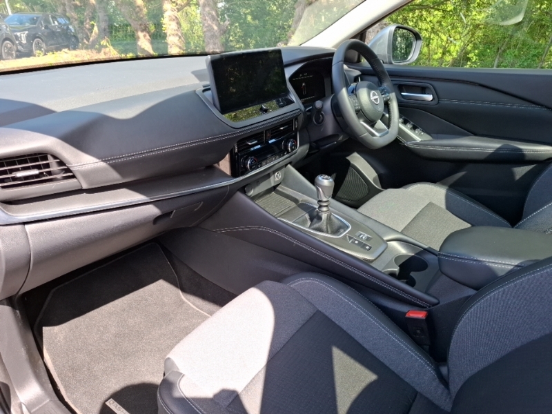 Nissan Qashqai 1.3 Dig-t Mh N-connecta Glass Roof SM25XPX Grey #5