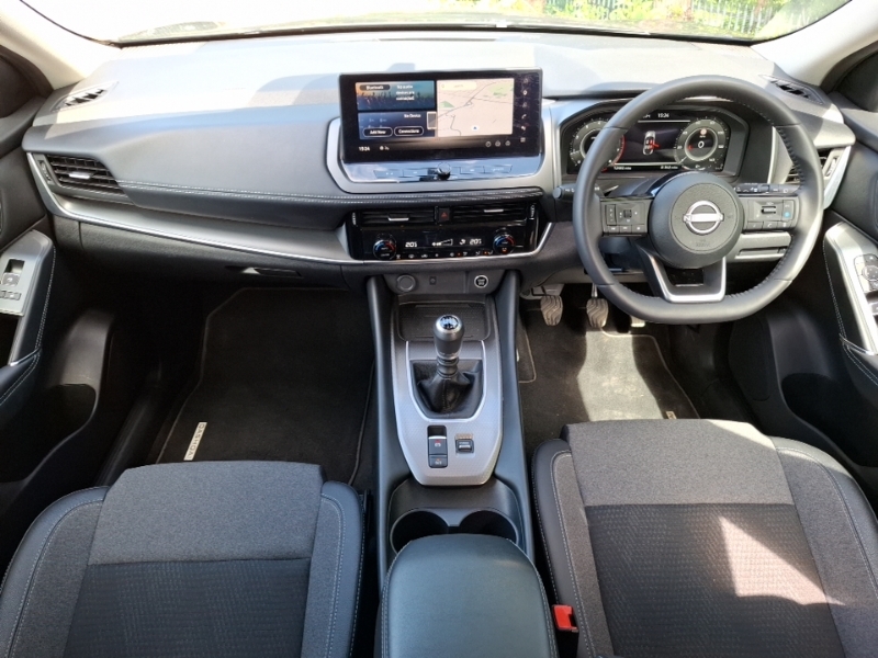 Nissan Qashqai 1.3 Dig-t Mh N-connecta Glass Roof SM25XPX Grey #3