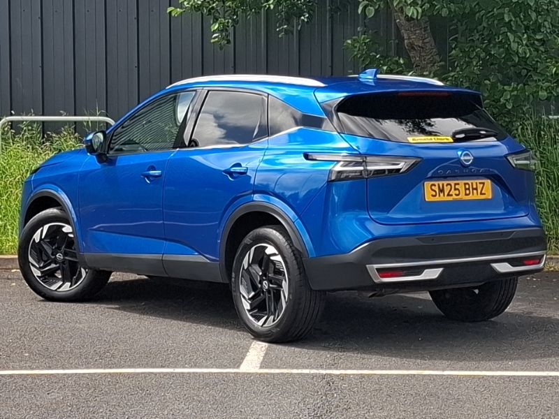 Nissan Qashqai 1.3 Dig-t Mh 158 N-connecta Xtronic SM25BHZ Blue #2