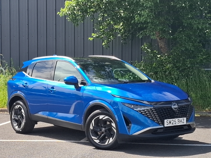 Nissan Qashqai 1.3 Dig-t Mh 158 N-connecta Xtronic Blue