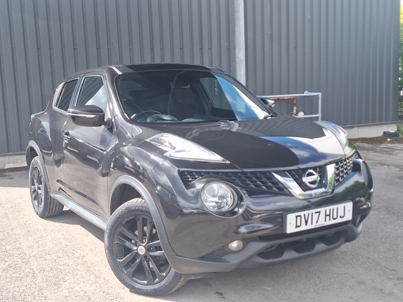Nissan Juke 1.6 N-connecta Xtronic Black