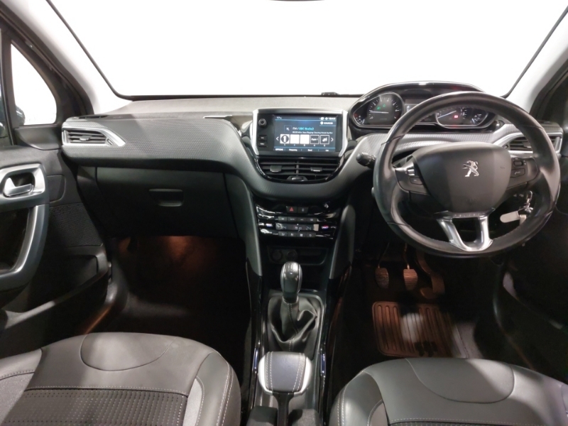 Peugeot 2008 1.2 Puretech Allure Premium Start Stop Grey #3