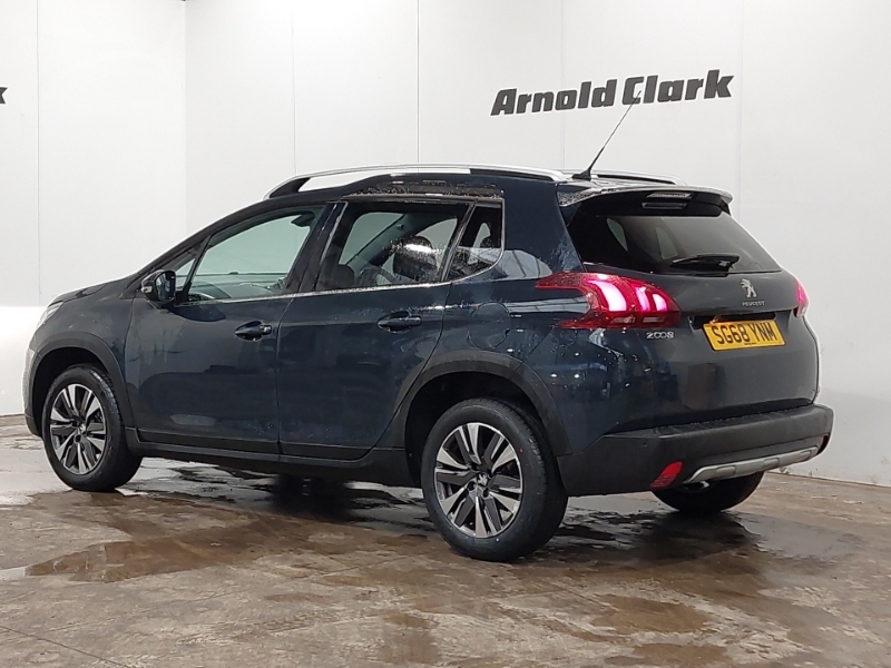 Peugeot 2008 1.2 Puretech Allure Premium Start Stop Grey #2