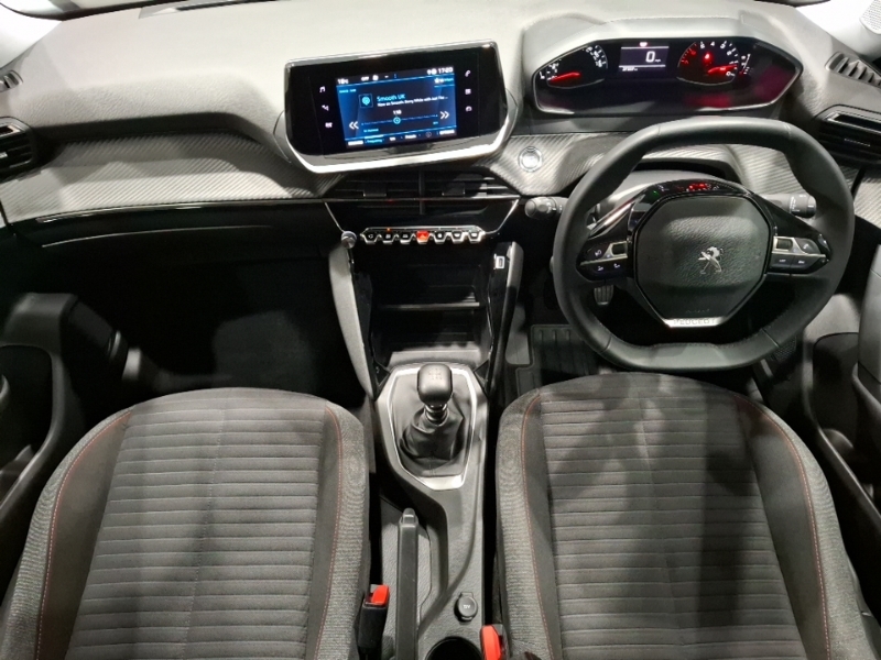 Peugeot 2008 1.2 Puretech Active Premium YH72WNS White #2