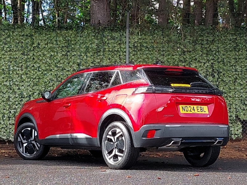 Peugeot 2008 1.2 Puretech 130 Allure ND24EBL Red #2