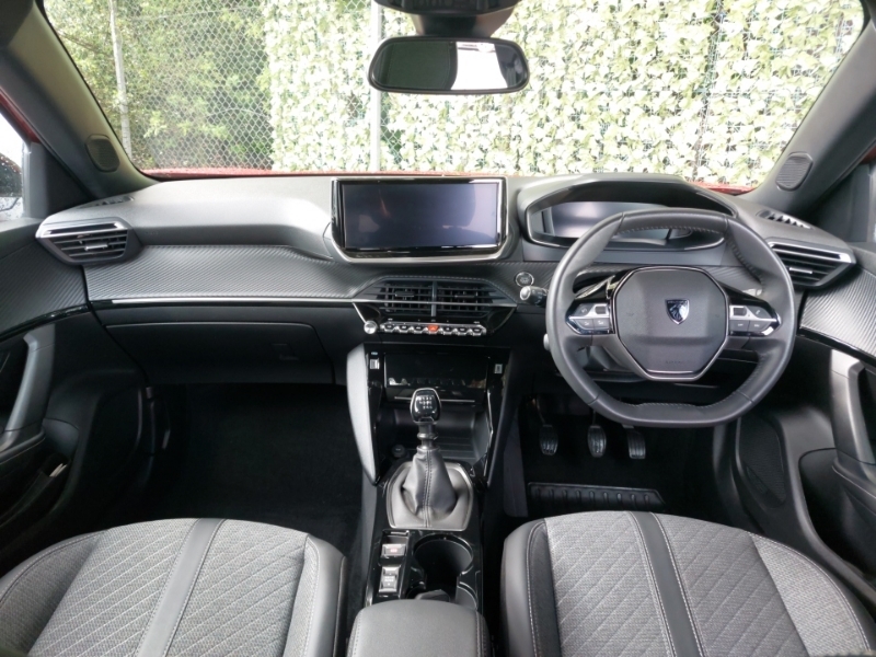 Peugeot 2008 1.2 Puretech 130 Allure ND24EBL Red #3