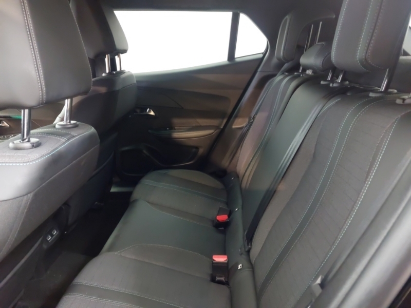 Peugeot 2008 1.2 Puretech Allure Premium SG23MPO Black #6