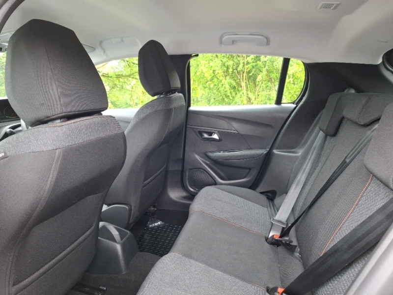 Peugeot 208 1.2 Puretech 100 Style SB25VTX Black #6
