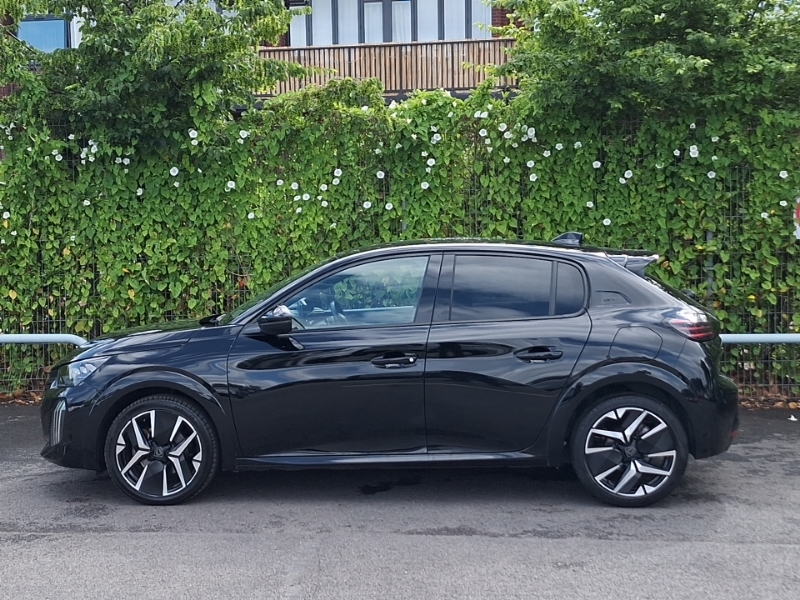 Peugeot 208 1.2 Hybrid 136 Gt E-dsc6 BC24VHZ Black #4