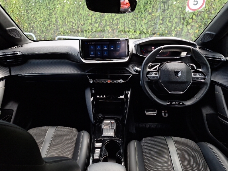Peugeot 208 1.2 Hybrid 136 Gt E-dsc6 BC24VHZ Black #3