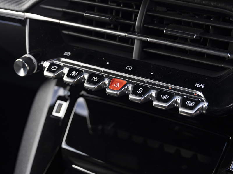 Peugeot 208 1.2 Hybrid 110 Allure E-dsc6  #16