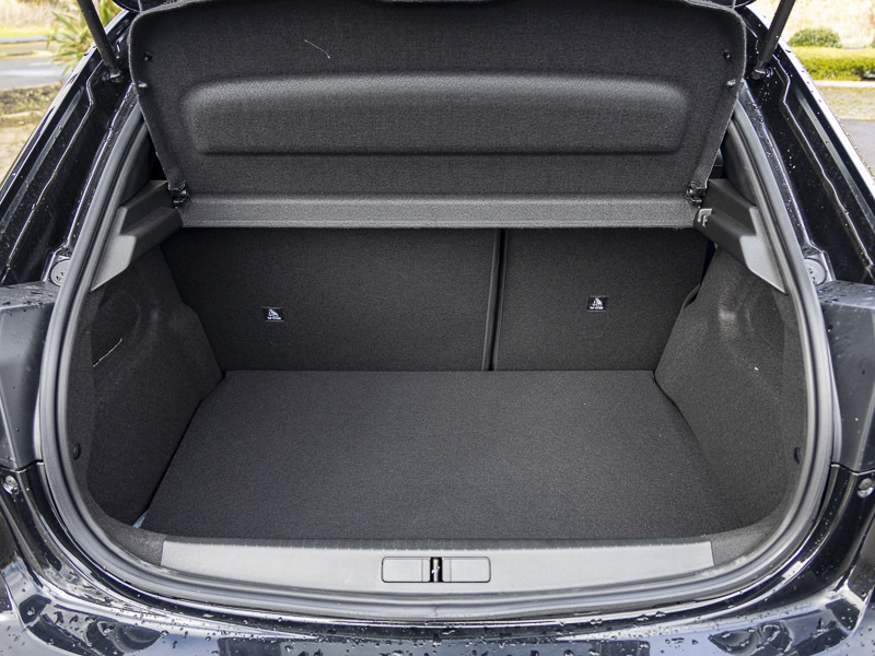 Peugeot 208 1.2 Hybrid 110 Allure E-dsc6  #18