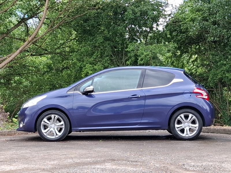 Peugeot 208 1.2 Vti Allure Blue #4