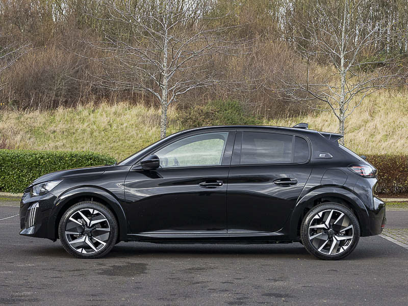 Peugeot e-208 100Kw Gt 50Kwh SB26NVP Black #4