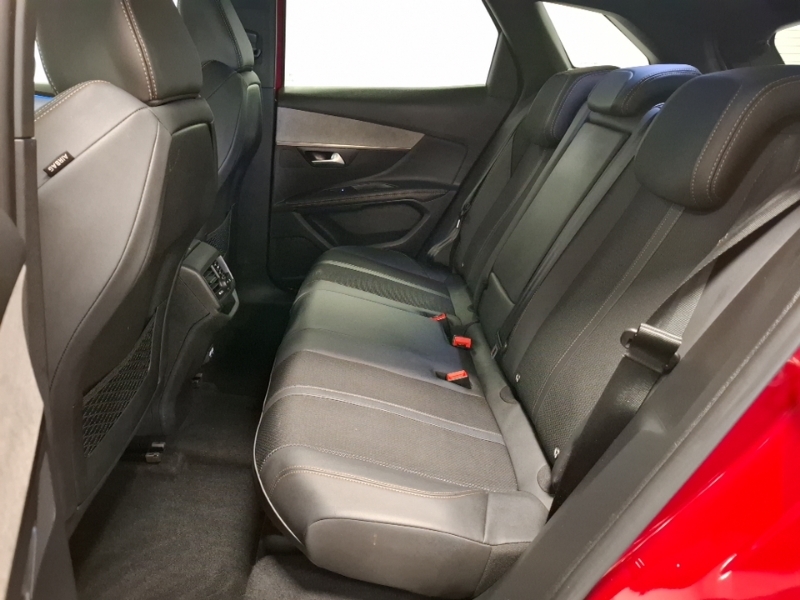 Peugeot 3008 1.2 Puretech Gt Eat8 Red #6
