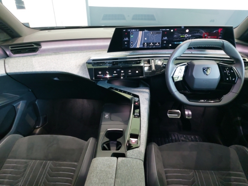 Peugeot 3008 157Kw Gt 73Kwh Grey #3