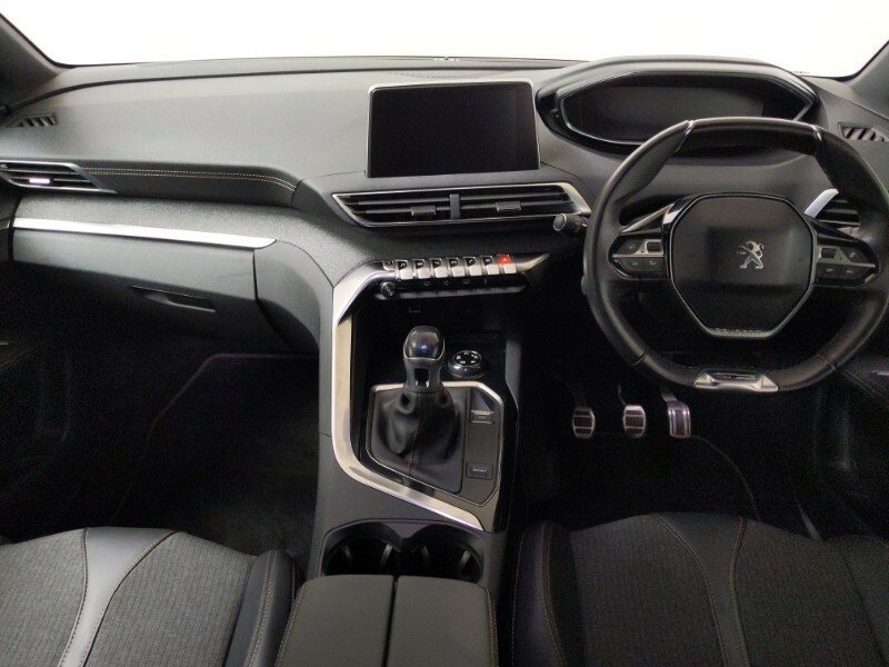 Peugeot 3008 1.2 Puretech Gt Line Brown #3