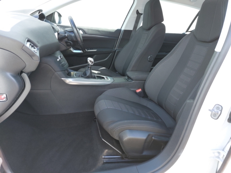 Peugeot 308 1.6 Bluehdi 120 Allure White #5