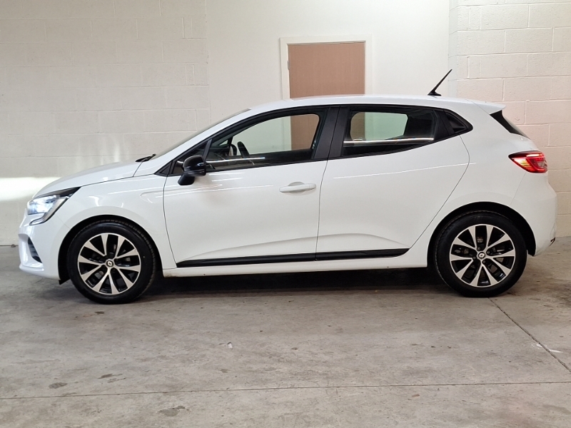Renault Clio 1.0 Tce 90 Evolution DE73NGG White #4