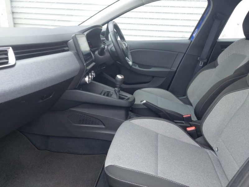 Renault Clio 1.0 Tce 90 Evolution ST24KSF Blue #5