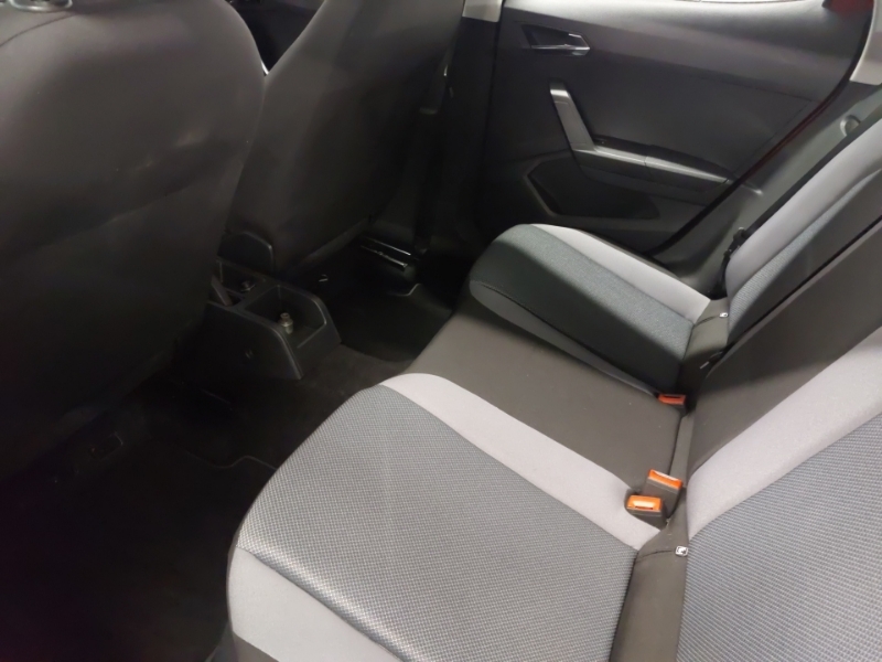 Seat Arona 1.6 Tdi Se Ez SH68DLN Red #6