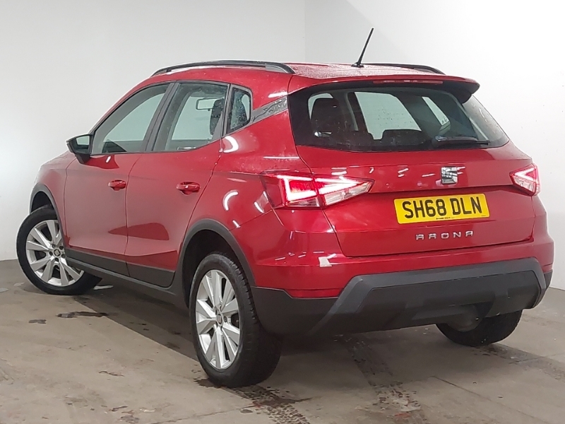 Seat Arona 1.6 Tdi Se Ez SH68DLN Red #2