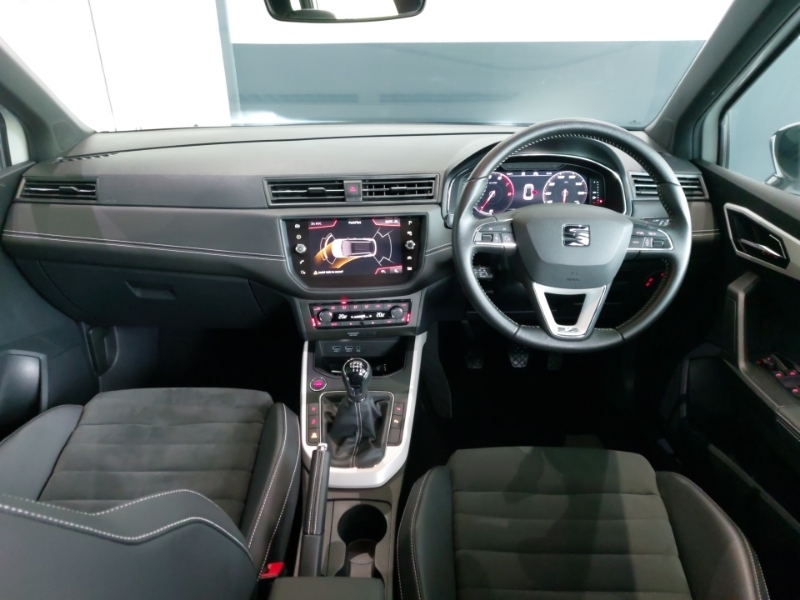 Seat Arona 1.0 Tsi 115 Xcellence Lux Ez PN69GSO White #3