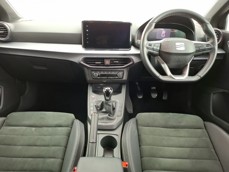 Seat Ibiza 1.0 Tsi 115 Xcellence Black #3