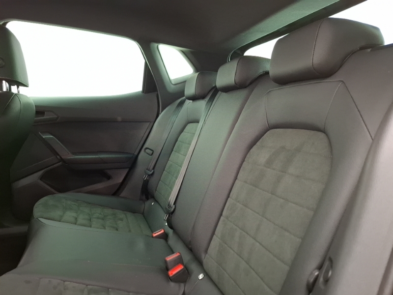 Seat Ibiza 1.0 Tsi 115 Xcellence Black #6